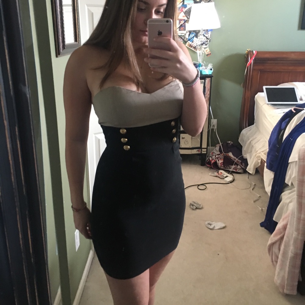 strapless dress